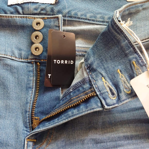 Torrid Jeggings - Picture 3 of 6